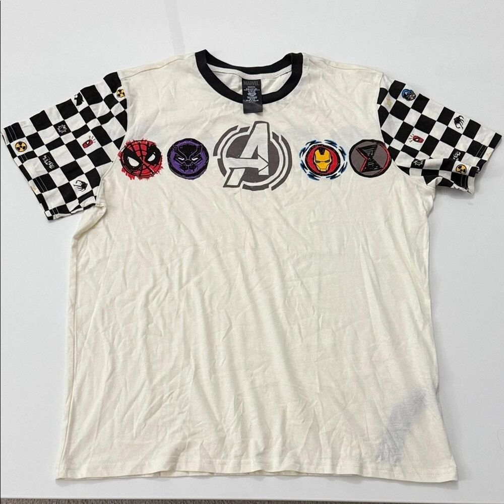 Marvel Men's White and Black Polo-shirts